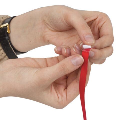 Закладки-ляссе ТРИКОЛОР для книг А4 (длина 38см) ПИФАГОР, клейкий край, 3 ленты, 111647