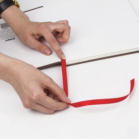 Закладки-ляссе ТРИКОЛОР для книг А4 (длина 38см) ПИФАГОР, клейкий край, 3 ленты, 111647